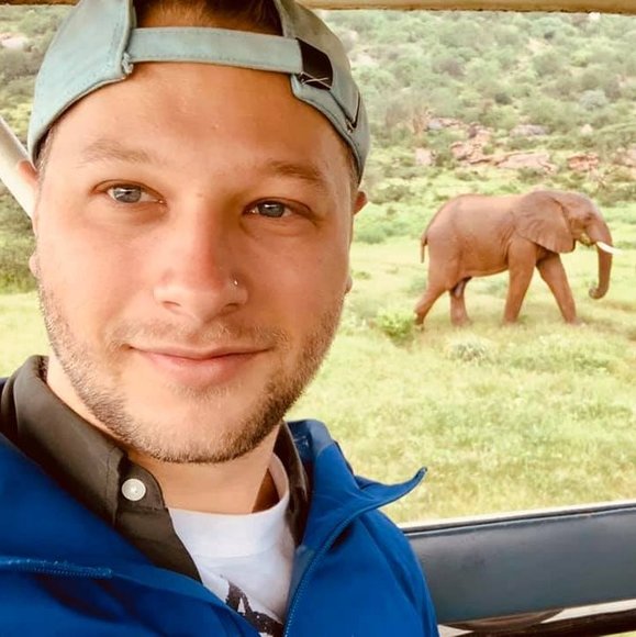 Meet your Posher, Gavin - Picture 1 of 1